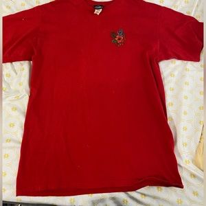 red santa cruz t-shirt